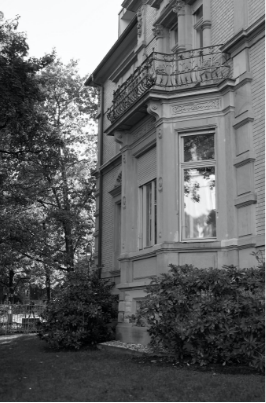 Die Villa in denen das Büro von Havas Bird & Schulte sitzt